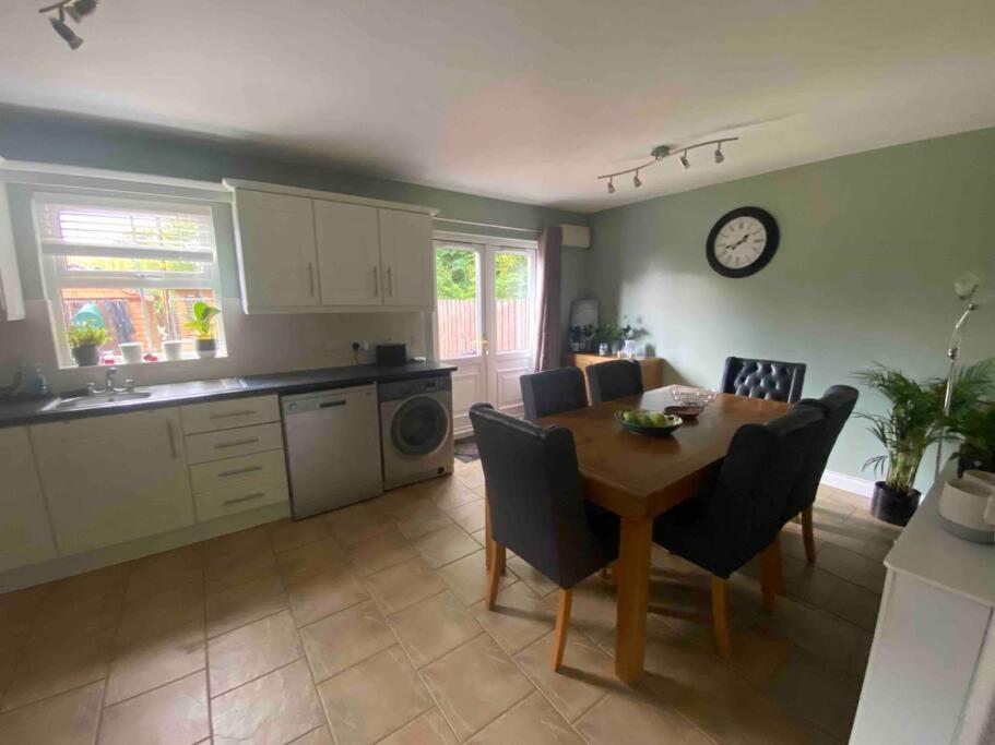 Loughview Gardens - Family Friendly Villa Omagh Kültér fotó